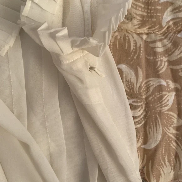 Dress - Picture 4 of 4